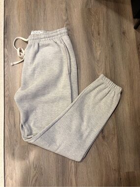 PacSun Light Gray Men’s Tapered Fleece Joggers